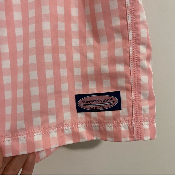 Vineyard Vines Light Pink Checkered Swim Shorts size 36 - Picture 3 of 8